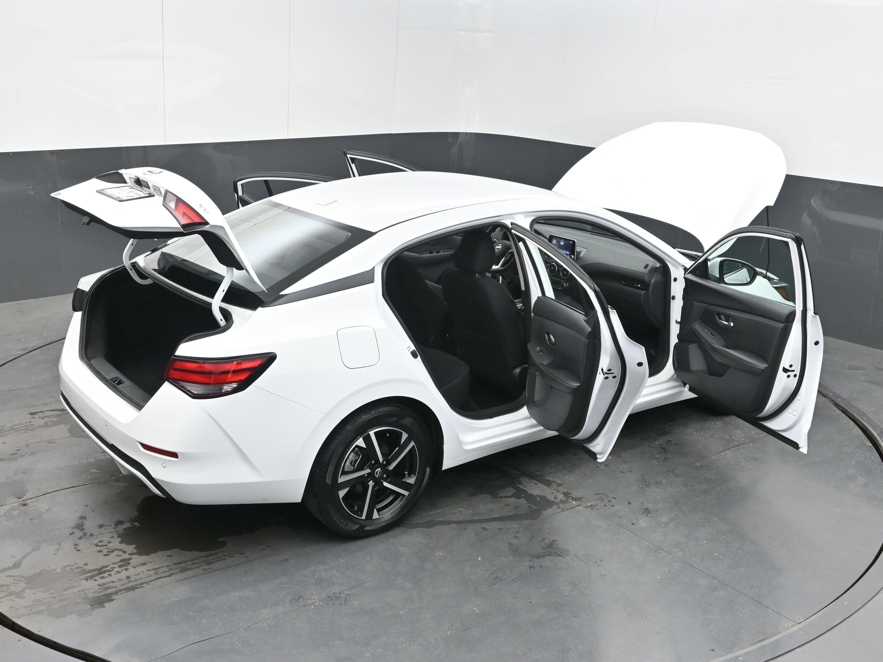 Used 2024 Nissan Sentra SV image 46