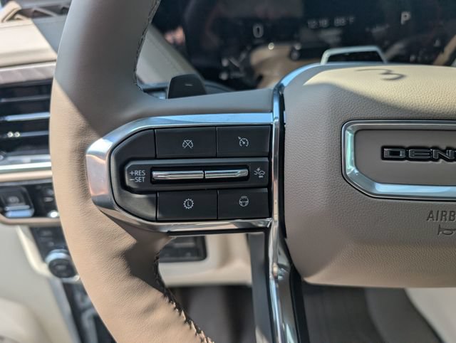 New 2026 GMC Yukon Denali w/ Denali Reserve Package AWD/4WD image 17