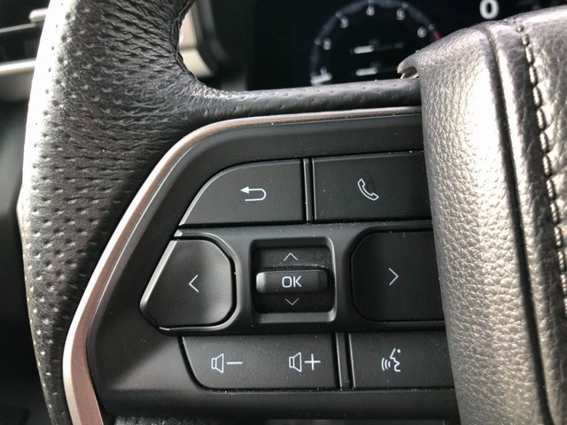 Used 2024 Toyota Tacoma TRD Off-Road image 3