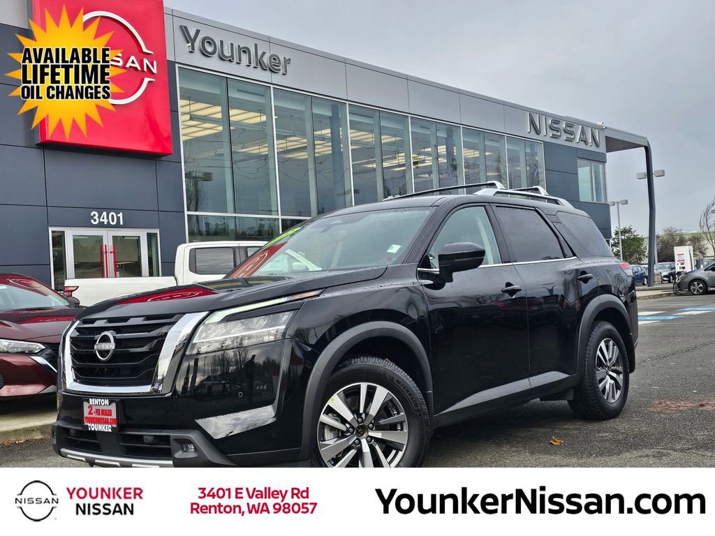 Used 2022 Nissan Pathfinder SL image 1