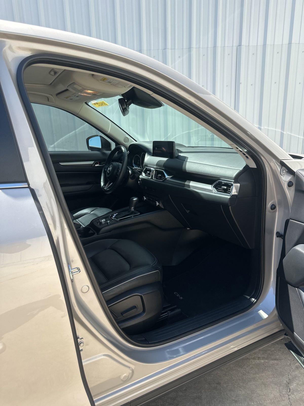 Used 2024 MAZDA CX-5 AWD 2.5 S w/ Preferred Package image 17