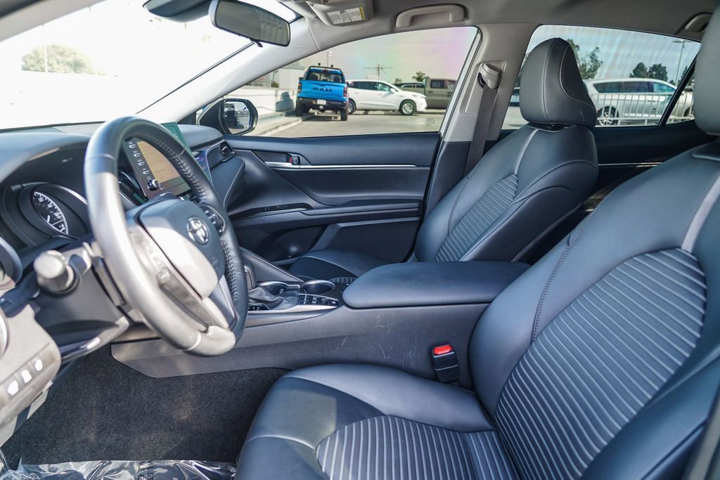 Used 2023 Toyota Camry SE image 18