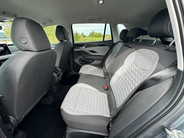Certified 2025 Volkswagen Tiguan S w/ 18" Wheel Package AWD/4WD image 25