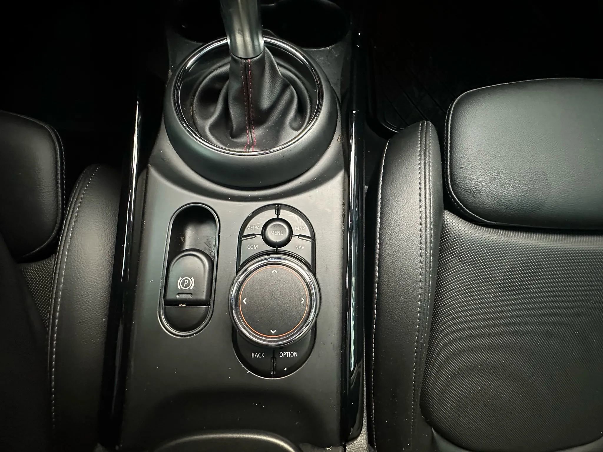 Used 2018 MINI Cooper Clubman S image 25