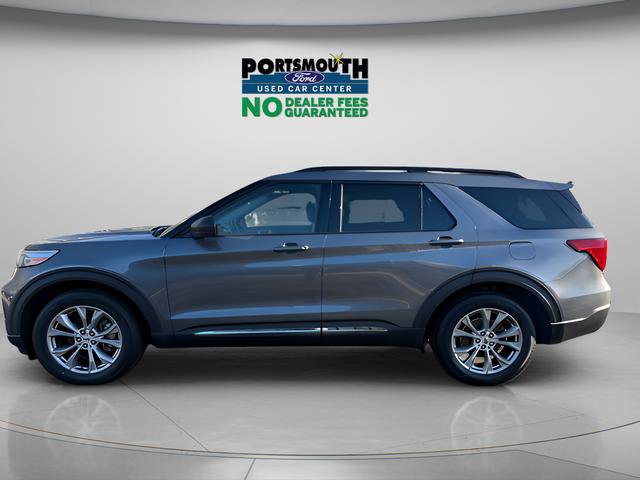 Used 2022 Ford Explorer XLT w/ Equipment Group 202A AWD/4WD image 2