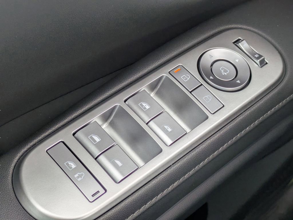 Certified 2026 Hyundai Palisade SEL FWD image 21