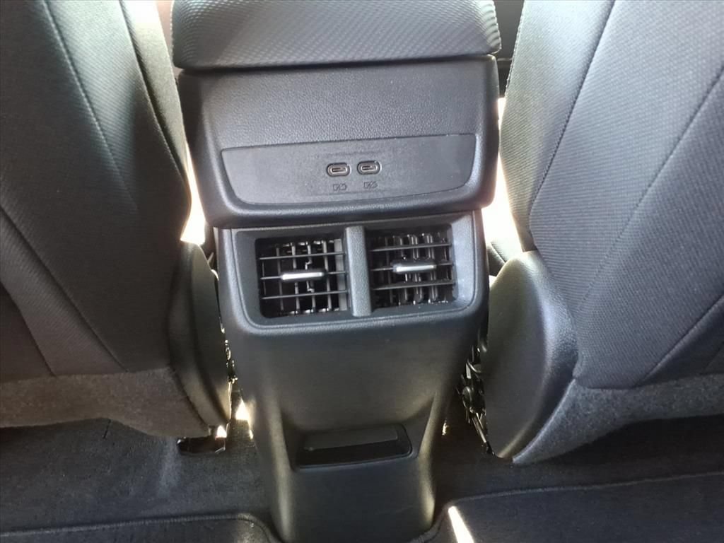 Used 2026 Chevrolet Equinox LT FWD image 14