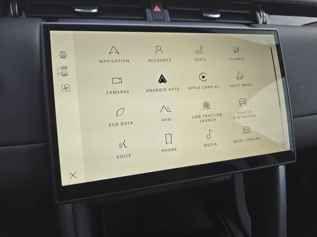 Certified 2025 Land Rover Discovery Sport S image 24