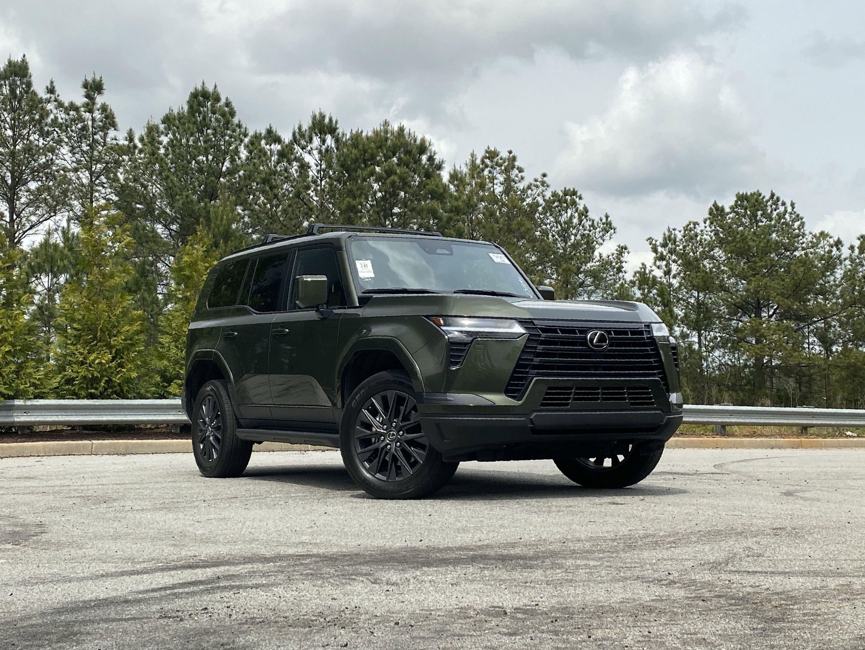 Used 2025 Lexus GX 550 w/ Accessory Package (2T) video 2