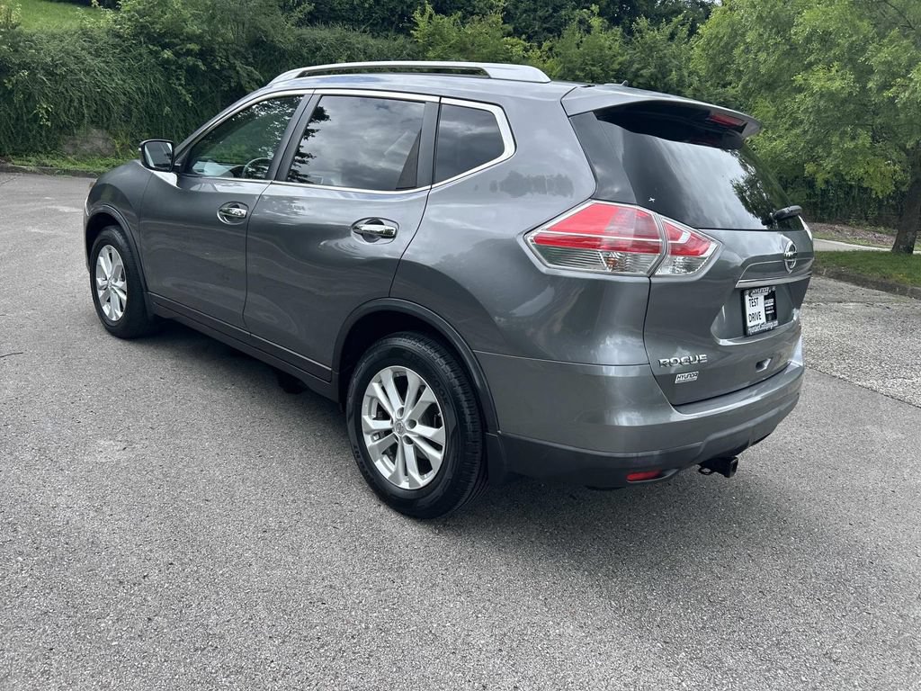 Used 2015 Nissan Rogue SV FWD image 5