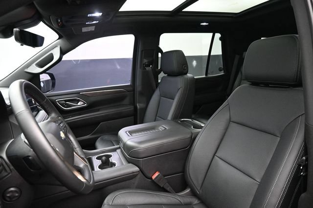 Used 2024 Chevrolet Tahoe High Country AWD/4WD image 13