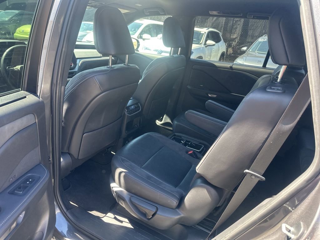 Used 2024 Lexus TX 550h AWD Plug-In Hybrid w/ Technology Package image 27