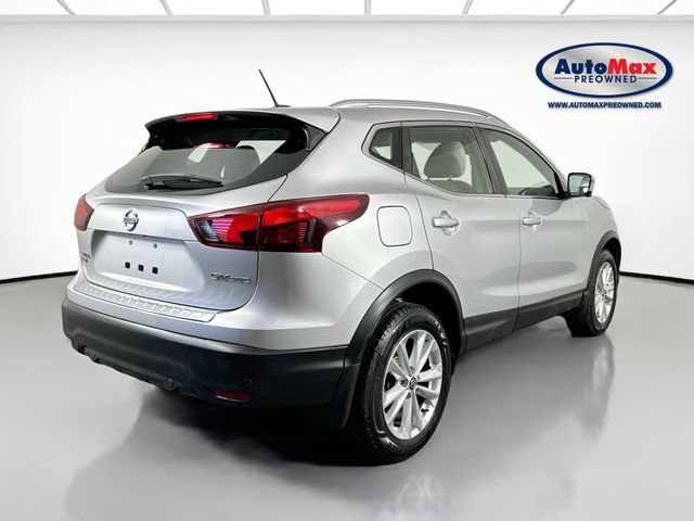 Used 2019 Nissan Rogue Sport SV w/ Technology Package AWD/4WD image 2