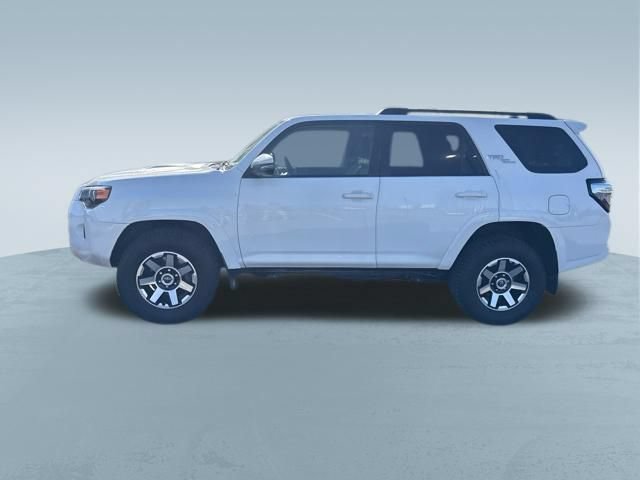 Used 2021 Toyota 4Runner TRD Off-Road Premium AWD/4WD image 4
