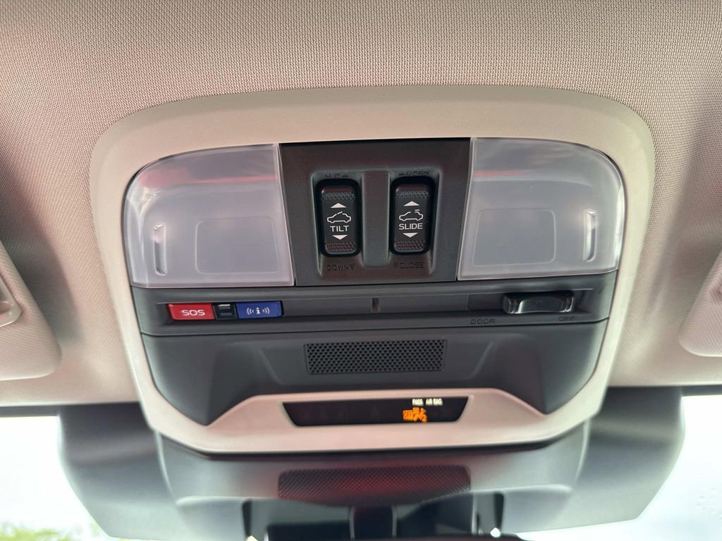 Used 2024 Subaru Crosstrek 2.0i Premium image 44