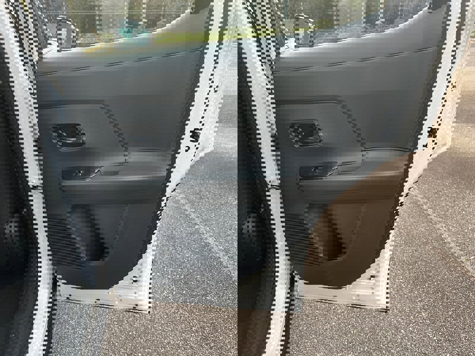 New 2026 Nissan Kicks S image 16