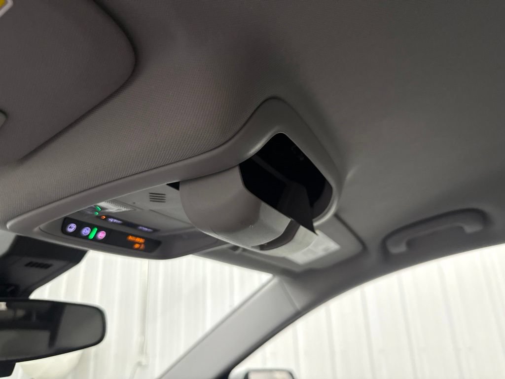 Used 2023 Chevrolet Equinox LT FWD image 34