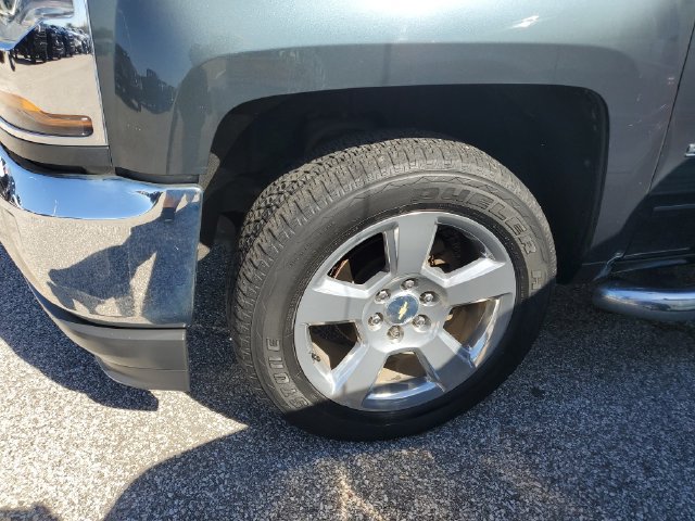 Used 2018 Chevrolet Silverado 1500 LT w/ All Star Edition AWD/4WD image 7