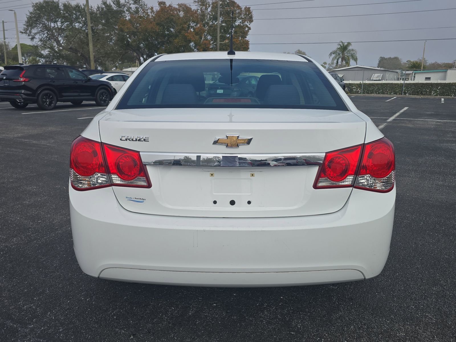 Used 2014 Chevrolet Cruze LS image 5