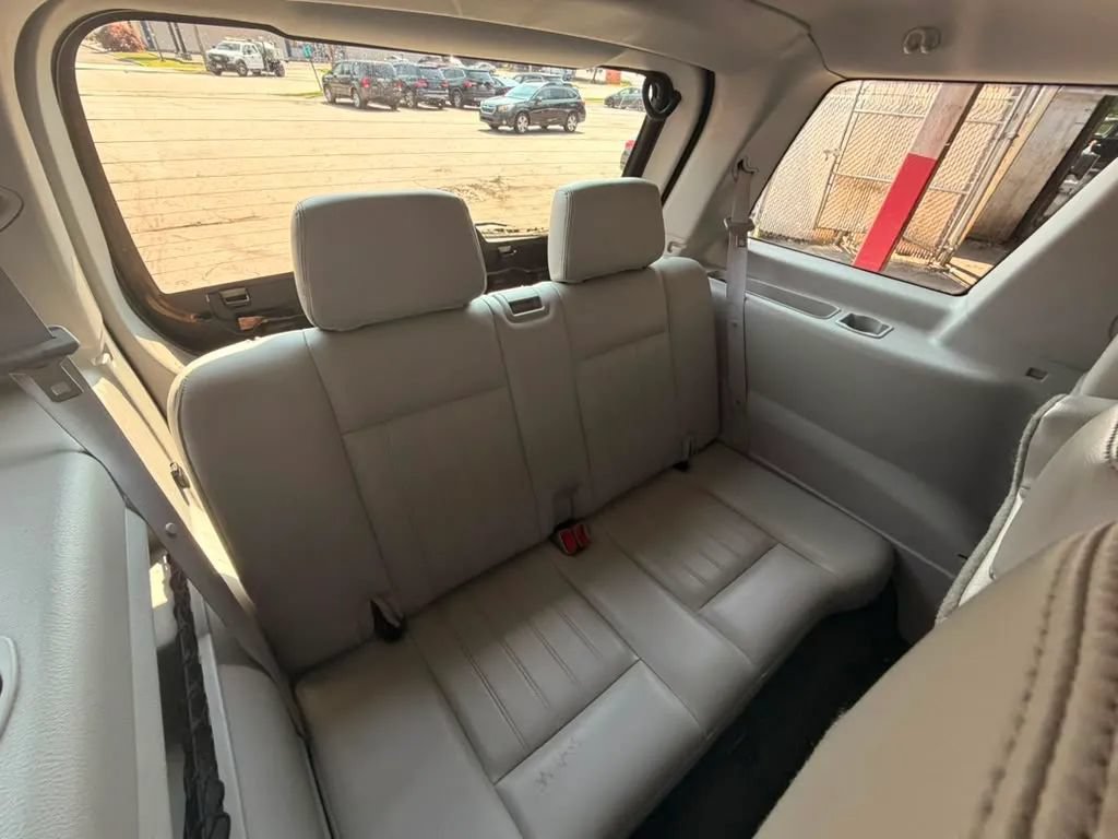 Used 2004 Lincoln Aviator Luxury AWD/4WD image 17