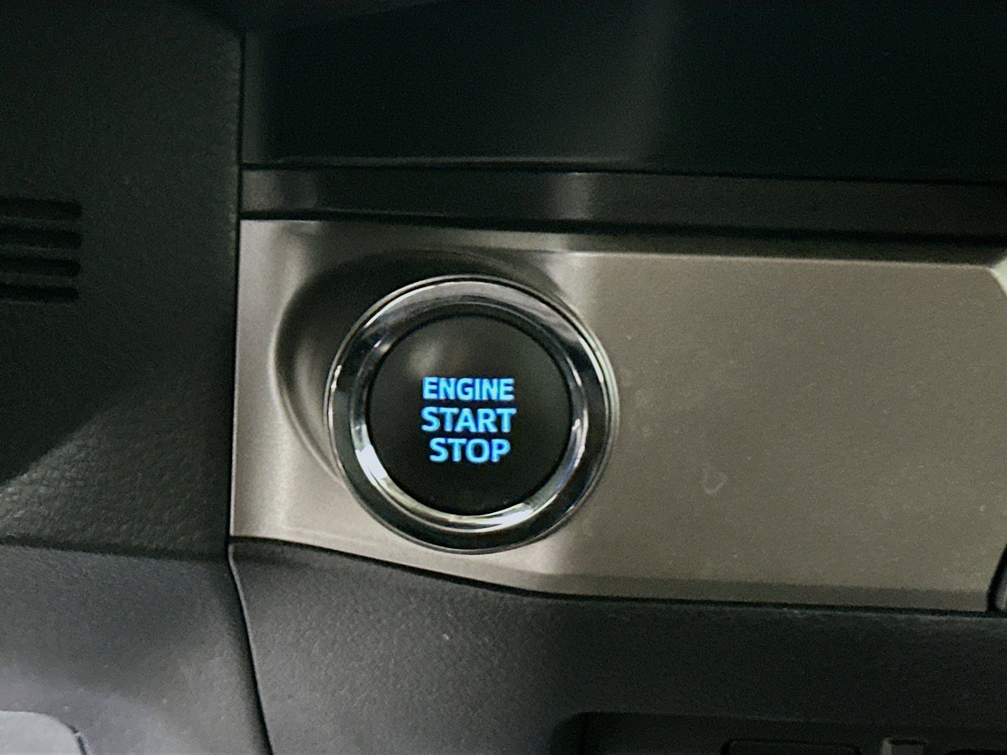 Used 2023 Toyota Tacoma SR5 w/ Technology Package RWD image 20