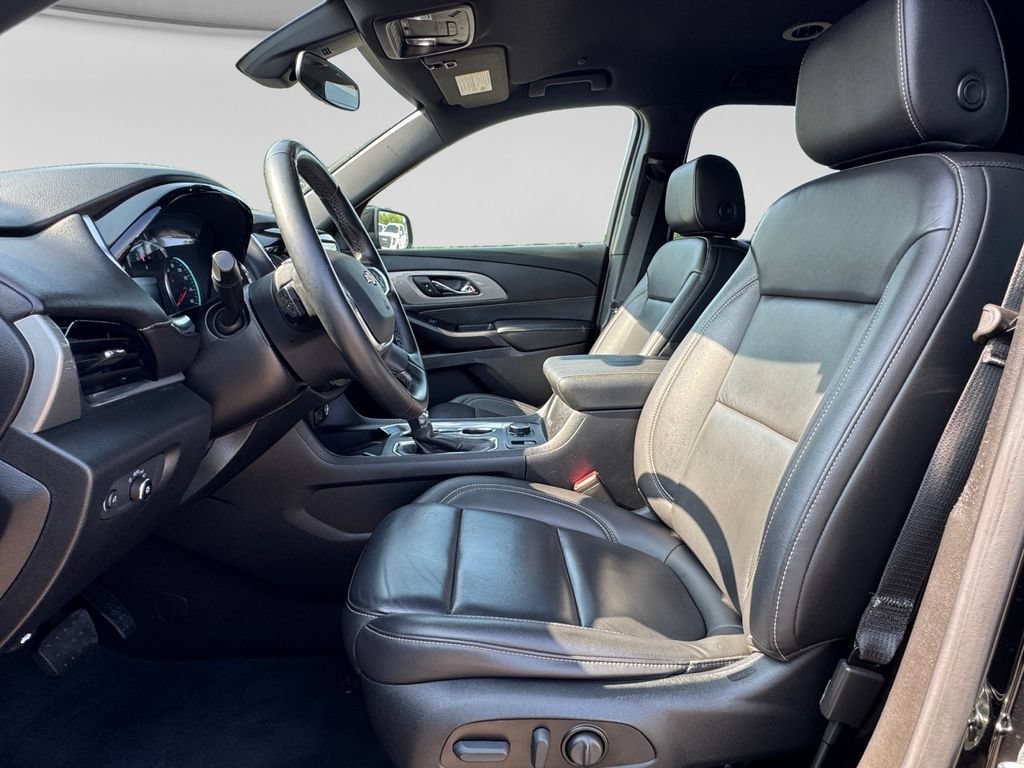 Used 2023 Chevrolet Traverse LT AWD/4WD image 20