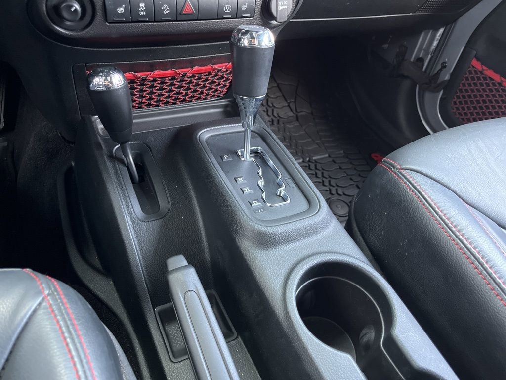 Used 2017 Jeep Wrangler Unlimited Rubicon AWD/4WD image 42