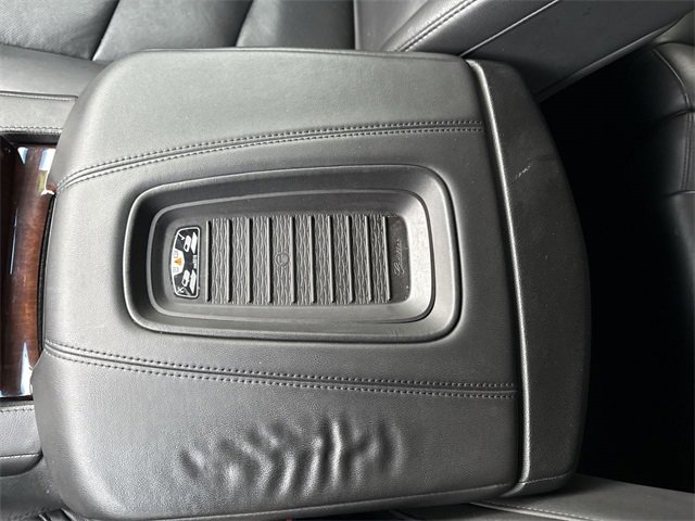 Used 2018 Cadillac Escalade Luxury image 27