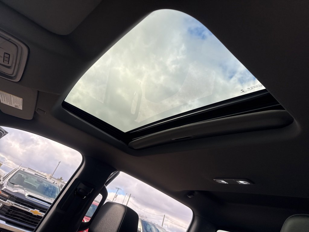 Used 2023 Chevrolet Silverado 1500 LTZ w/ LTZ Premium Package image 27