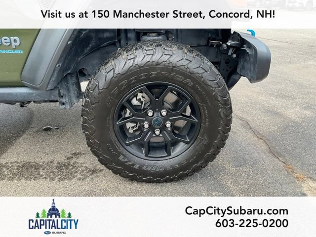 Used 2024 Jeep Wrangler Unlimited AWD/4WD image 8