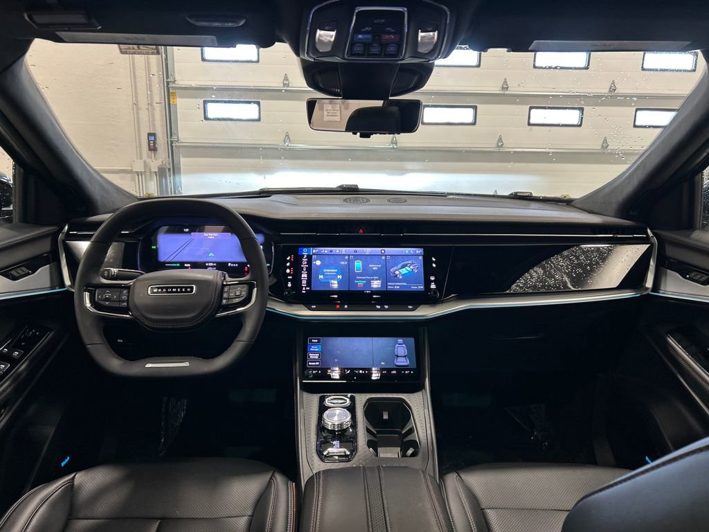 Used 2024 Jeep Wagoneer Launch Edition image 30