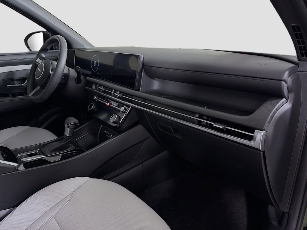 Used 2025 Hyundai Santa Cruz SEL FWD image 34