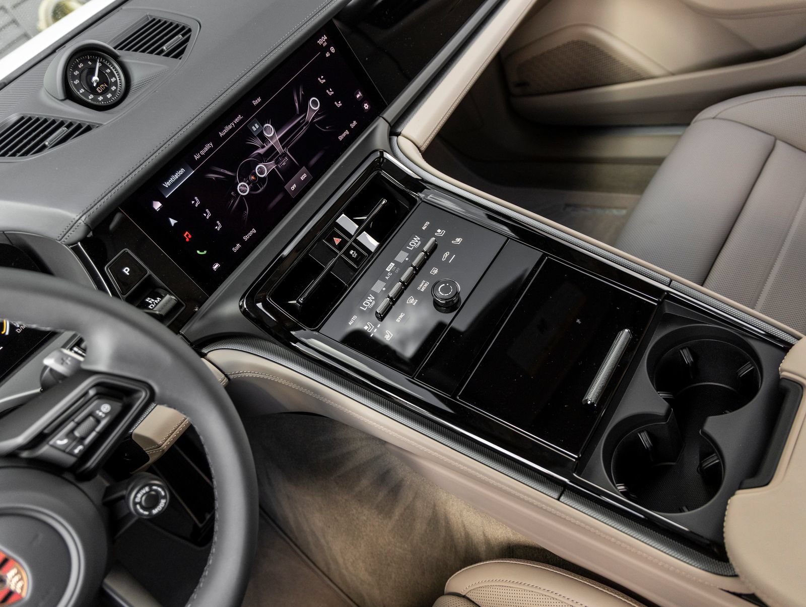 New 2026 Porsche Panamera RWD image 34