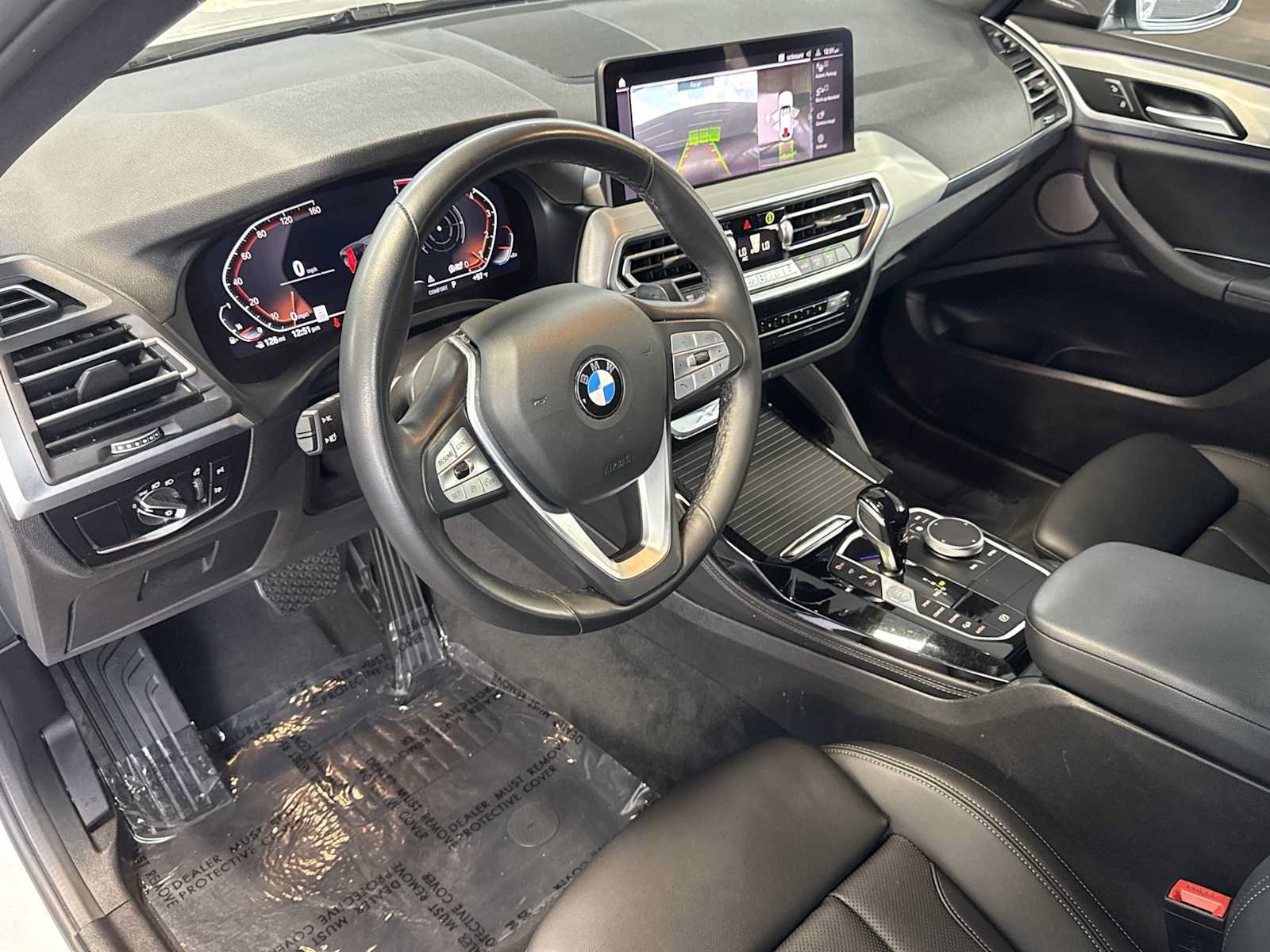 Used 2024 BMW X4 xDrive30i w/ Parking Assistance Package AWD/4WD image 13