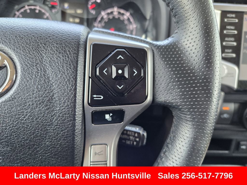 Used 2024 Toyota 4Runner SR5 AWD/4WD image 23