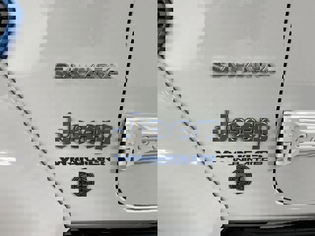 Used 2021 Jeep Wrangler Unlimited Sahara w/ Cold Weather Group image 31