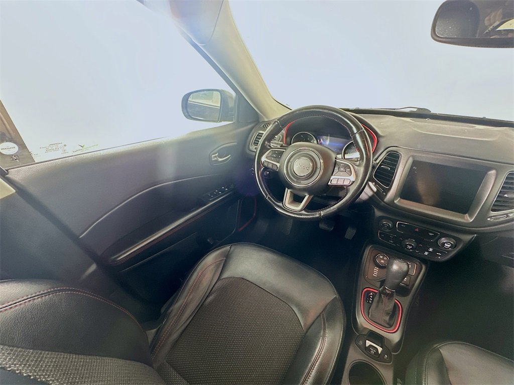 Used 2020 Jeep Compass Trailhawk image 9