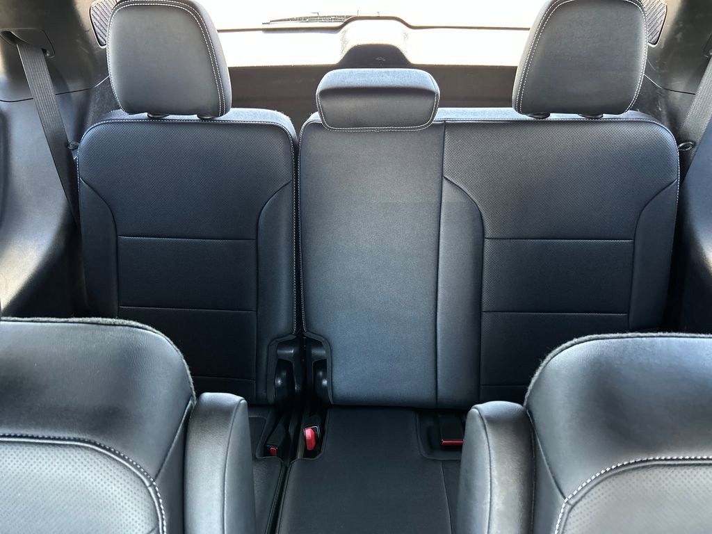 Used 2025 Chevrolet Traverse LT AWD/4WD image 20