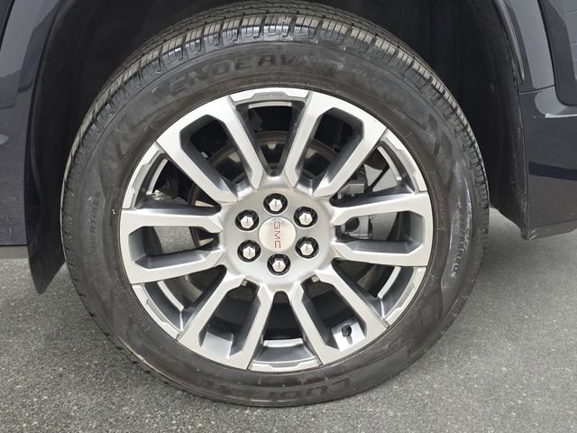 Used 2021 GMC Acadia Denali w/ Denali Technology Package image 30