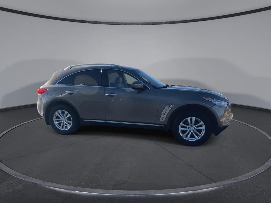 Used 2012 INFINITI FX35 Base w/ Premium Pkg image 2