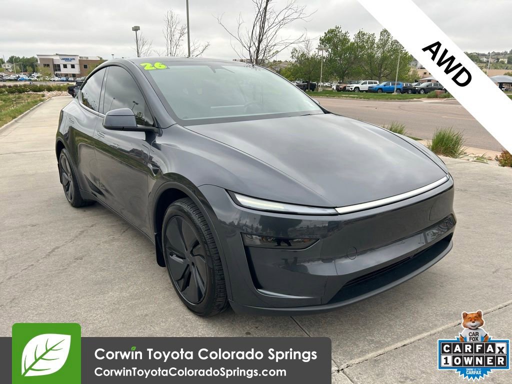 Used 2026 Tesla Model Y Long Range AWD/4WD image 1