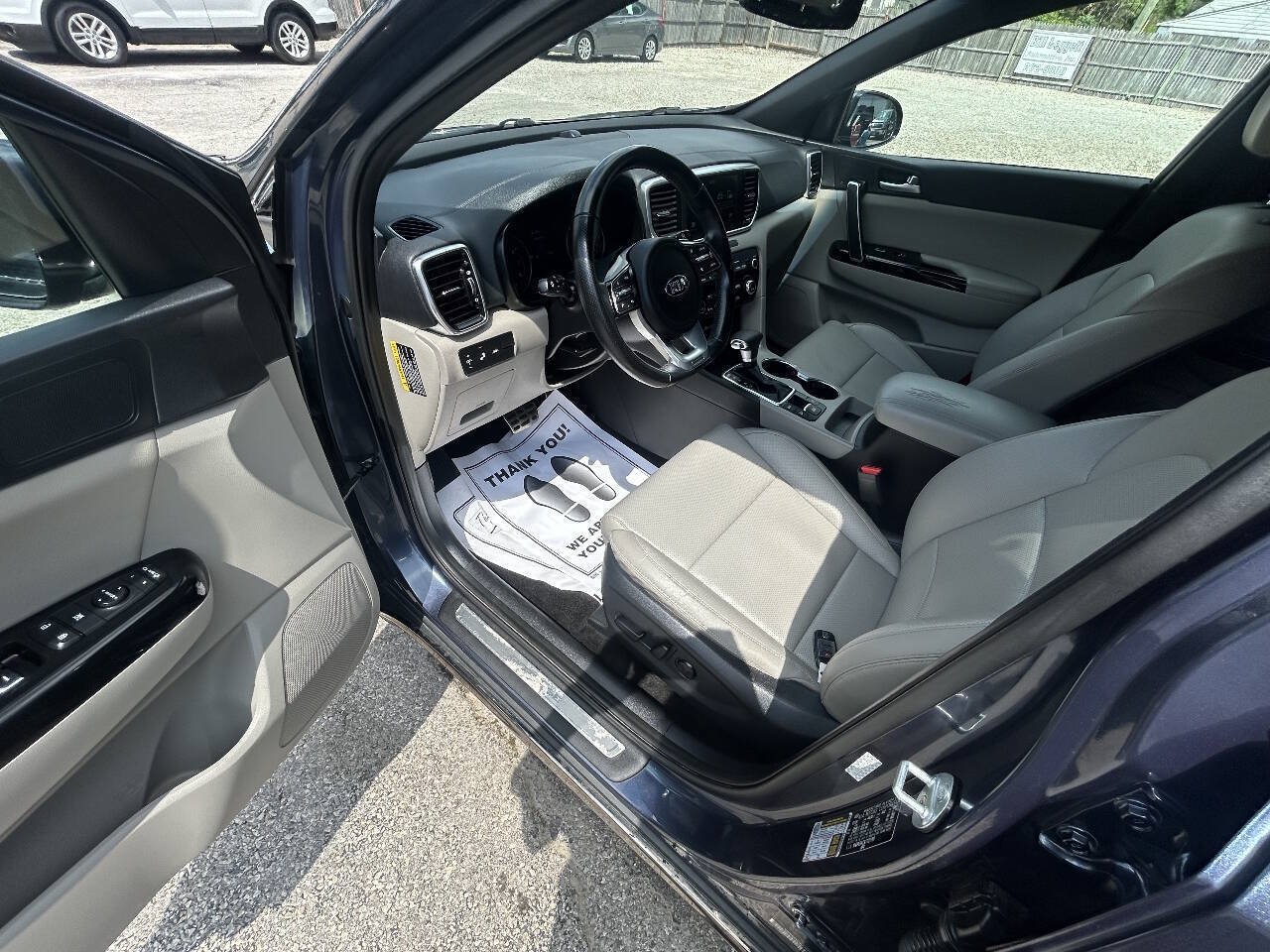 Used 2020 Kia Sportage S w/ S Premium Package FWD image 6