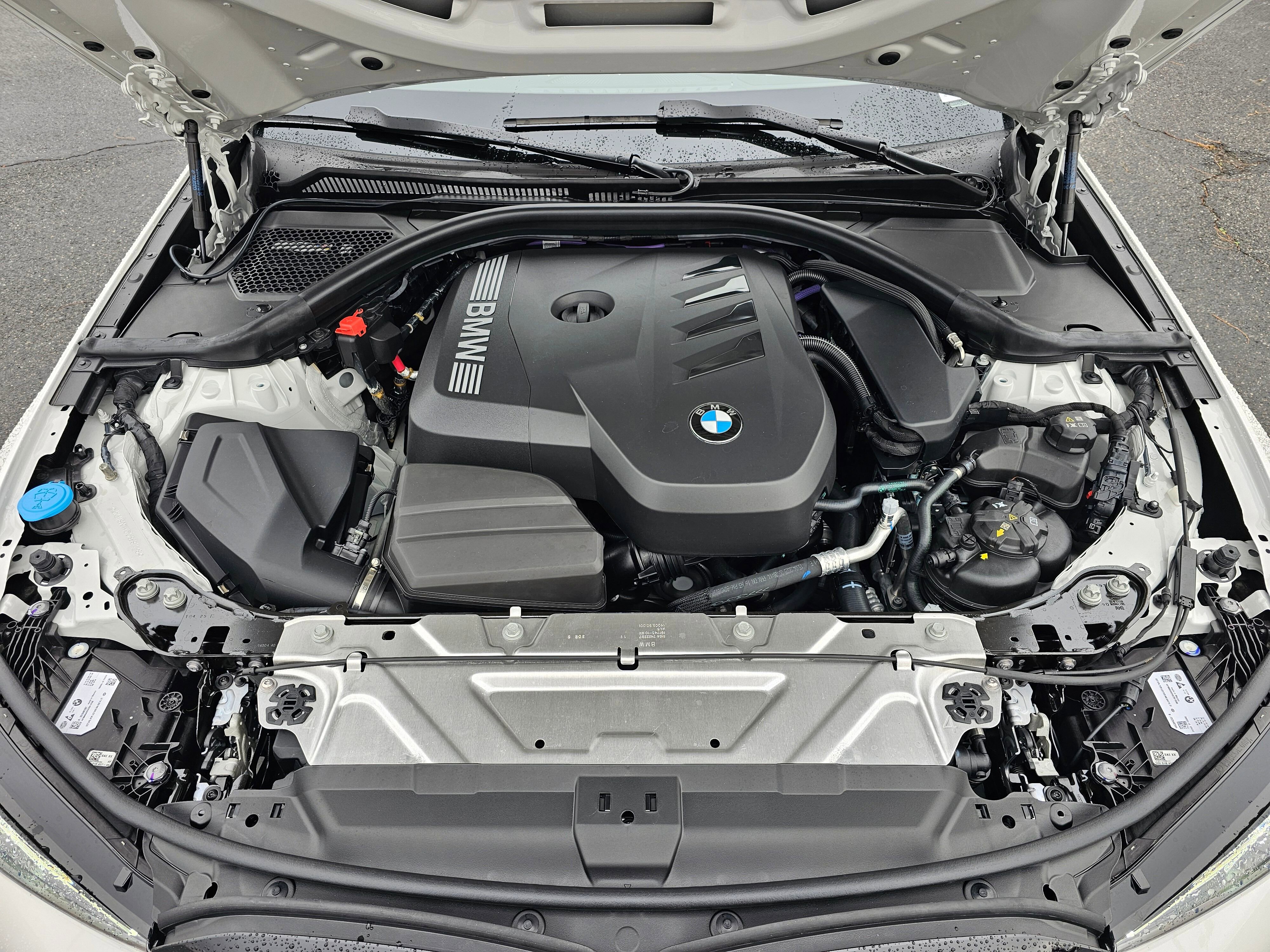 New 2026 BMW 330i xDrive Sedan w/ M Sport Package image 9