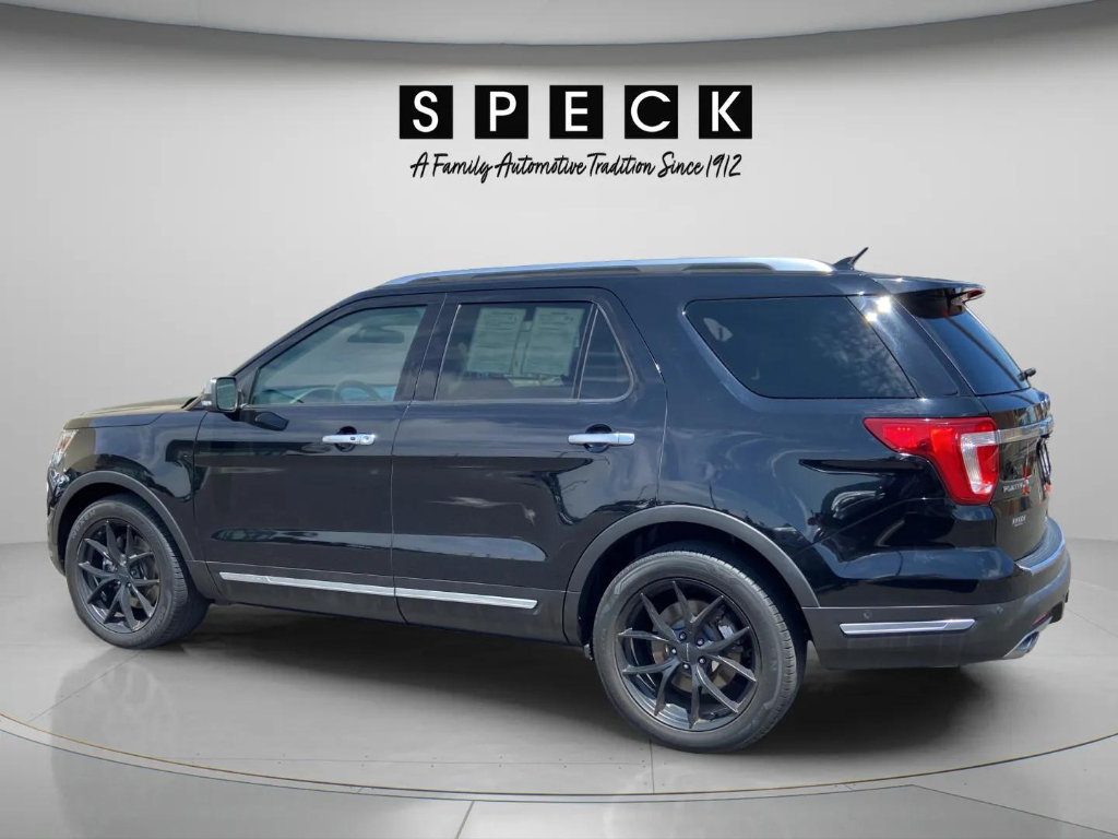Used 2018 Ford Explorer Platinum AWD/4WD image 3