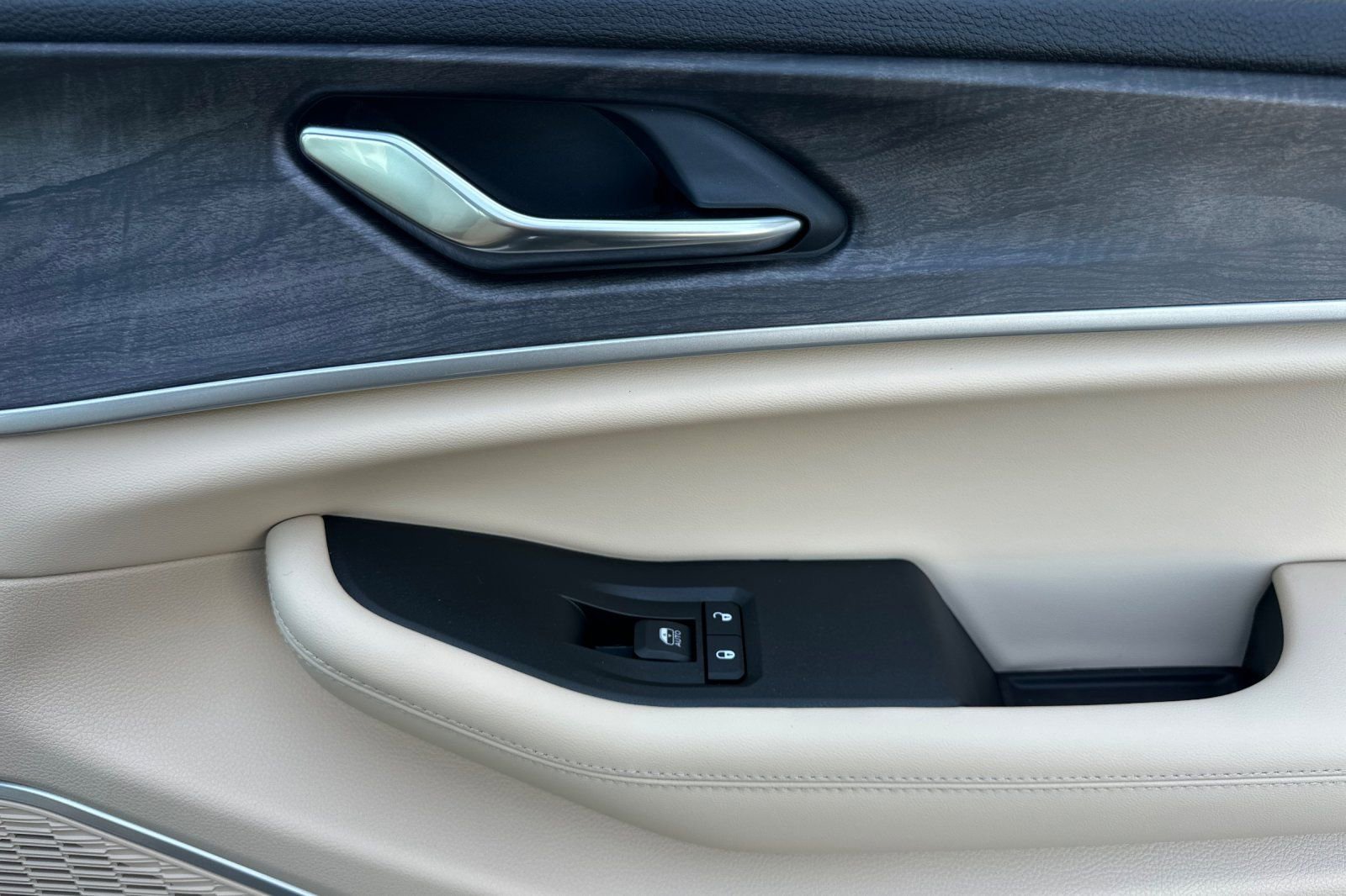 New 2026 Jeep Grand Cherokee Limited image 21