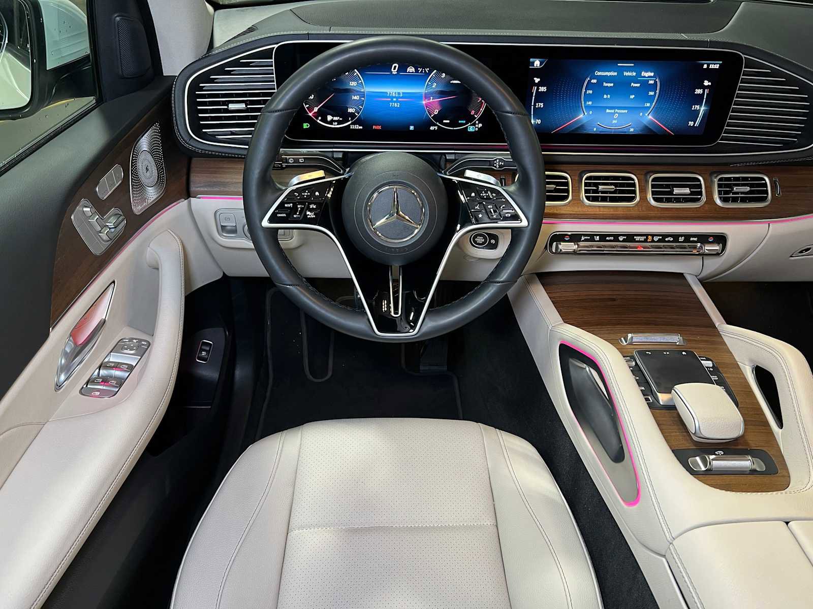 Used 2025 Mercedes-Benz GLS 450 4MATIC image 41