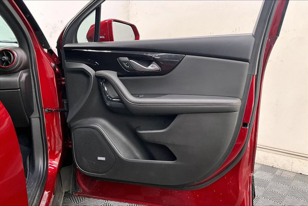 Used 2019 Chevrolet Blazer RS FWD image 25