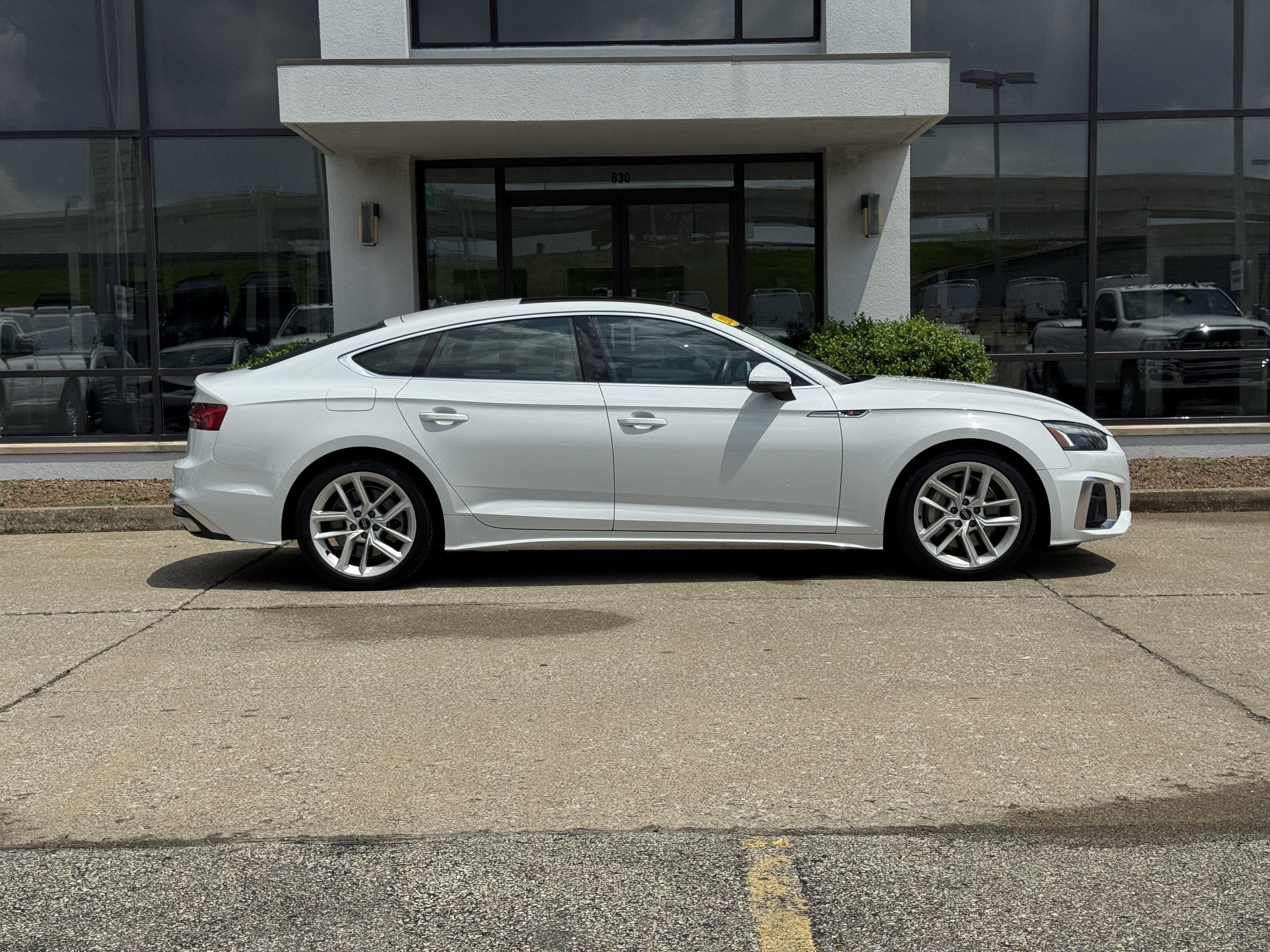Used 2023 Audi A5 2.0T Premium Plus w/ Premium Plus image 3