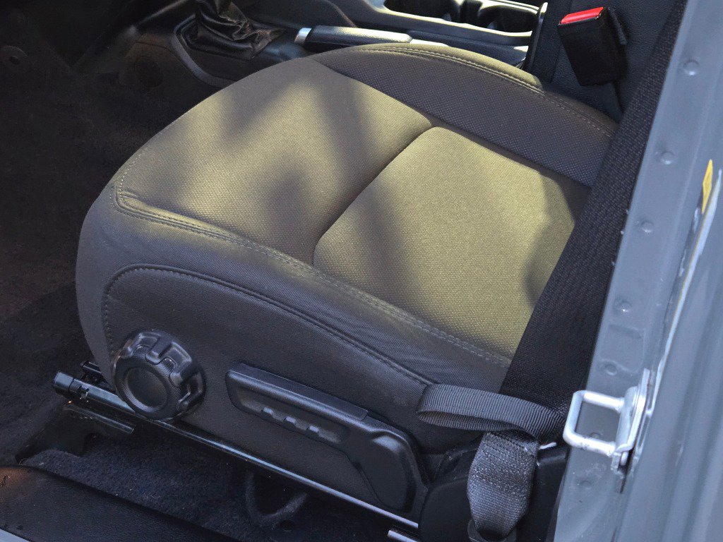 Used 2021 Jeep Wrangler Unlimited Sport image 18