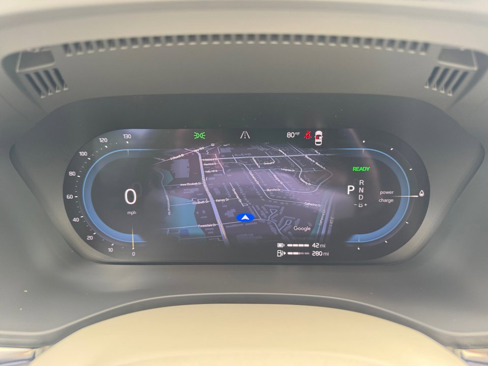 New 2025 Volvo XC60 T8 Plus w/ Protection Package Premier image 11
